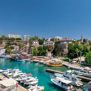 **** Hotel Adalya Port Turcia
